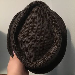 Trilby hat.